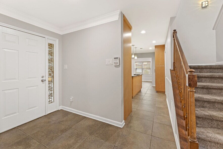 Welcome Home - 1486 Briaroaks Trl NE