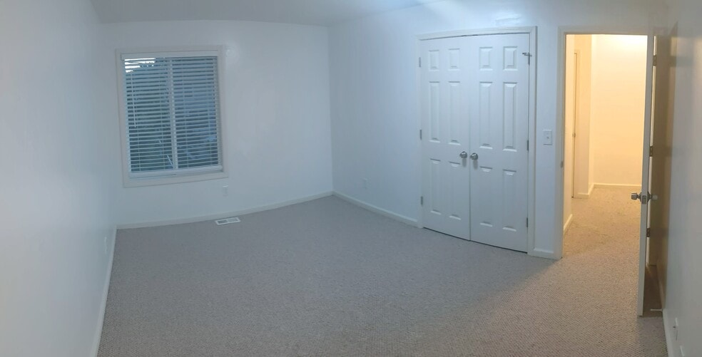 Second Bedroom - 8152 marty