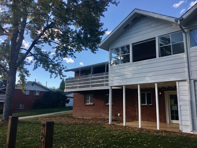 Building Photo - 10341