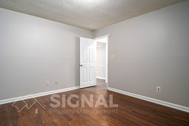 Building Photo - 1267 Magnolia Pl