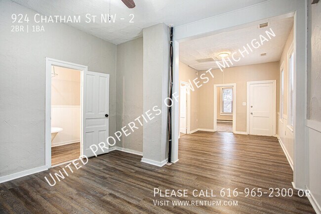 Building Photo - 924 Chatham St NW