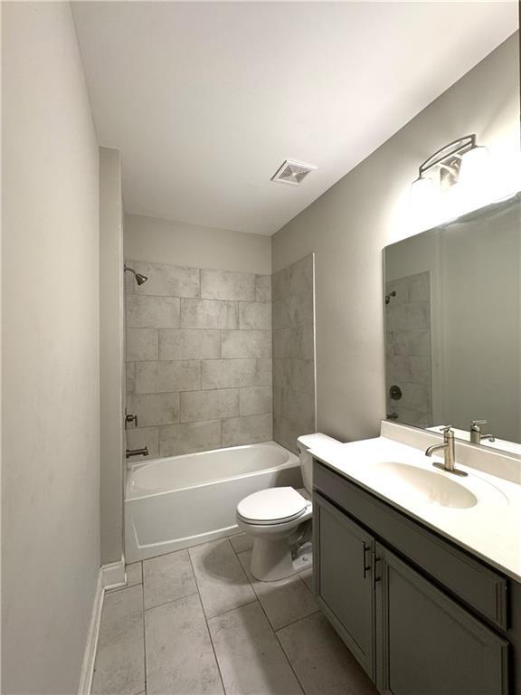 Building Photo - 1468 Edgebrook Ct NE