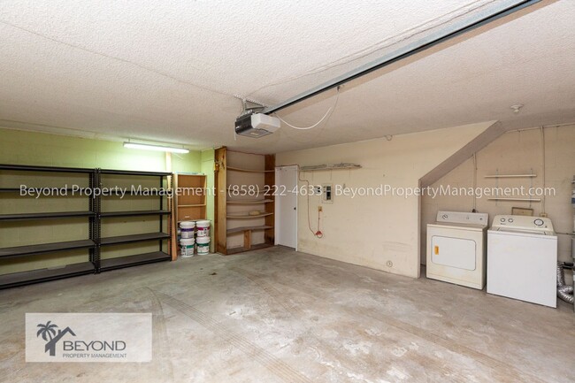 Building Photo - ***LA JOLLA CONDO***NEWLY RENOVATED***NEW ...