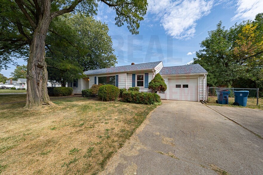 Building Photo - 1401 Missouri Ave