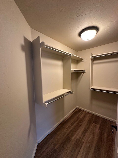 Building Photo - 640 SW 6th St