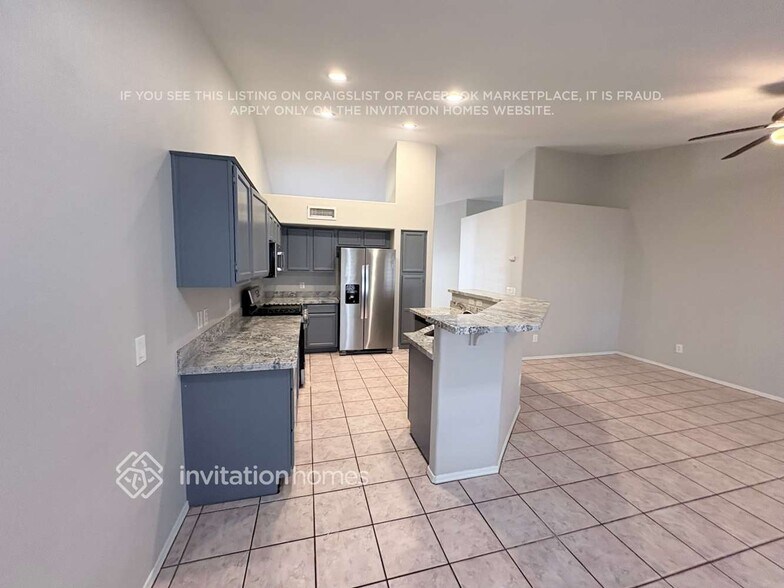 Building Photo - 1182 W Orchid Ln