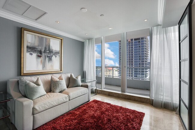 Building Photo - 1 N Fort Lauderdale Beach Blvd