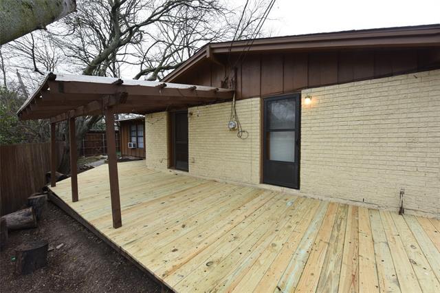 Building Photo - 730 Greenhaven Dr