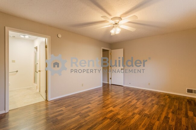 Building Photo - CALL US TODAY AT (505) 808-6467 TO SCHEDUL...