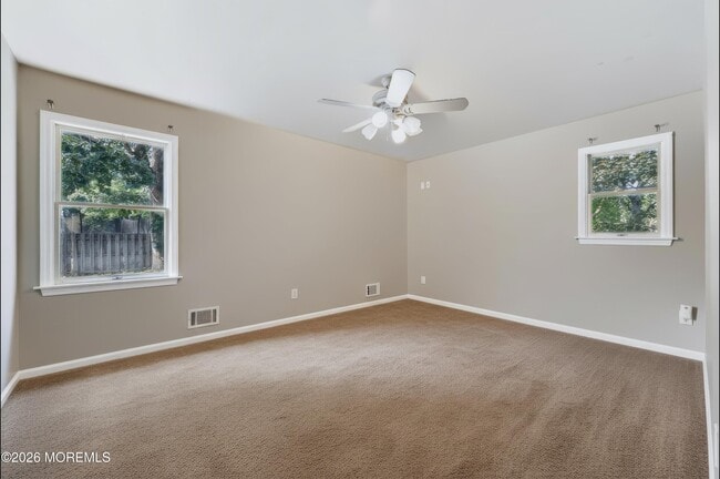 Building Photo - 1317 3rd Ave