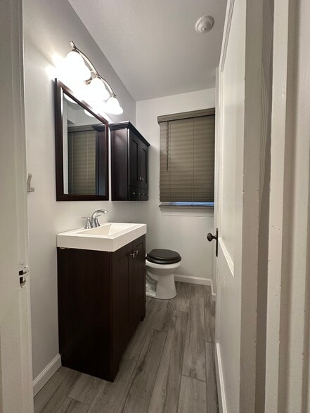 Building Photo - 3342 Bookman Ave