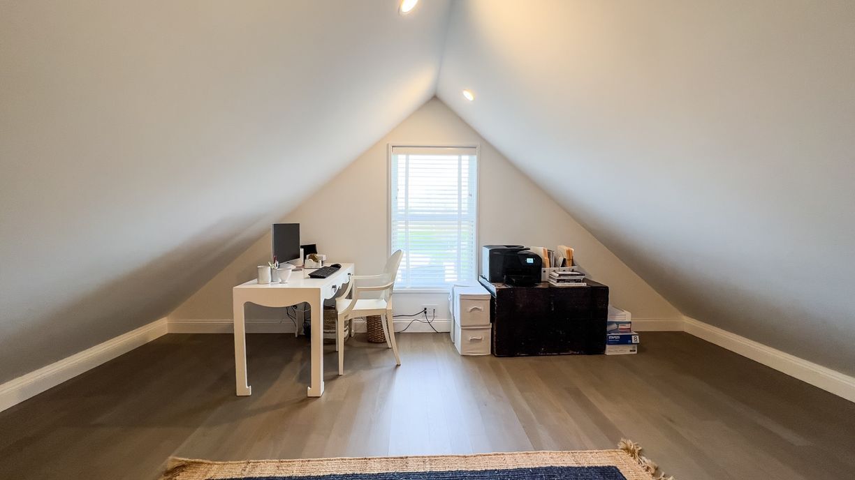 Building Photo - 20 Sunshine Rd