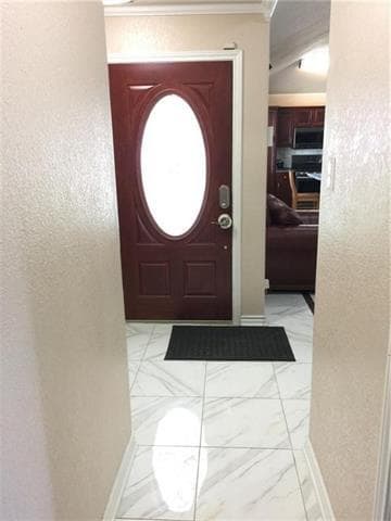 Building Photo - 2527 Cunningham St