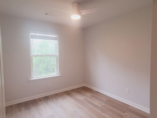 Building Photo - Newly Constructed 4bd/3.5ba Minutes From Airport and Under 2 Mi. From Downtown Hapeville!
