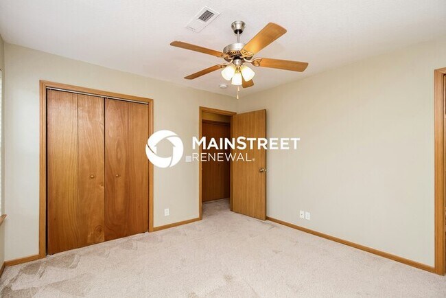 Building Photo - 3 Bedroom Pet-Friendly Home in Pleasant Hill, MO with Main Street Renewal