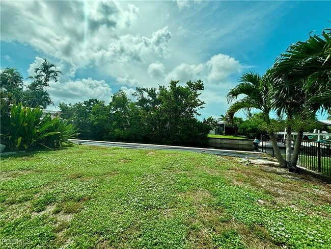 Building Photo - 12743 Brewster Dr
