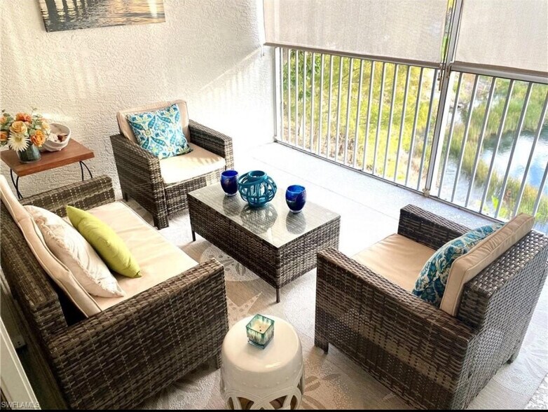 Spacious lanai - 6910 Satinleaf Rd N