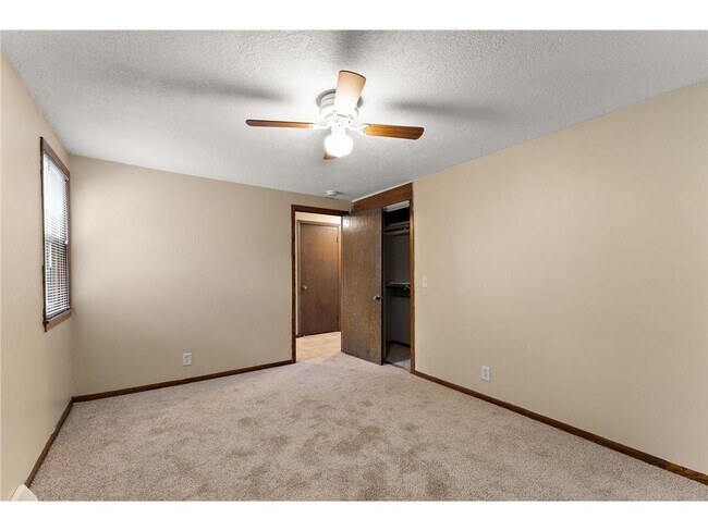 Building Photo - 5317 Abbott Ave S