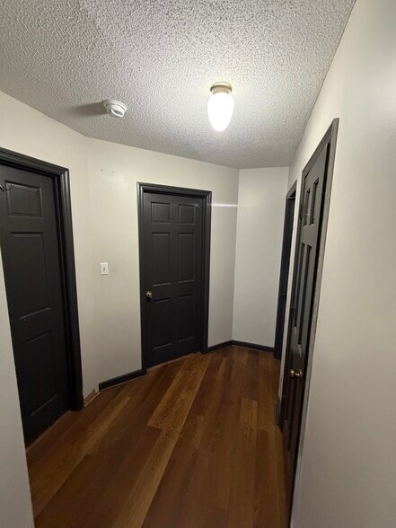 Building Photo - 396 James Tart Rd