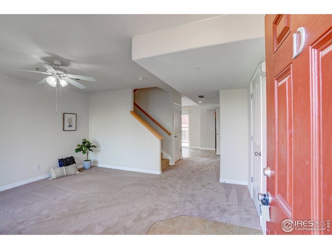 Building Photo - Bright & Beautiful 2-Level Condo in NoBo, available June 5th
