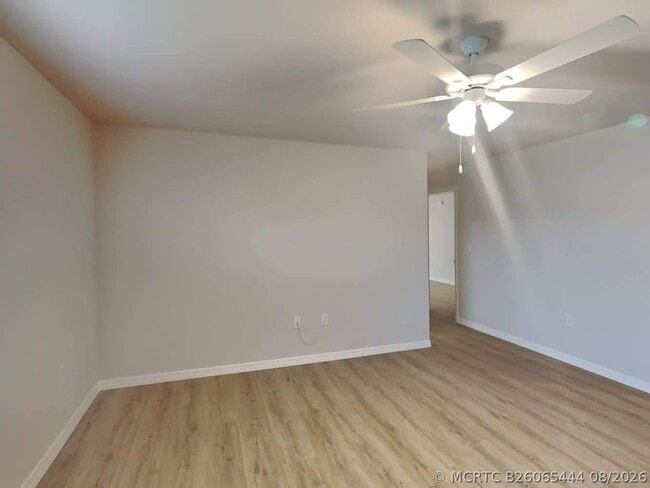 Building Photo - 849 SW Trouville Ave