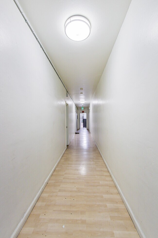 Floorplan - 1454 36th Avenue