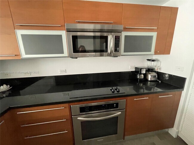 Building Photo - 244 Biscayne Blvd