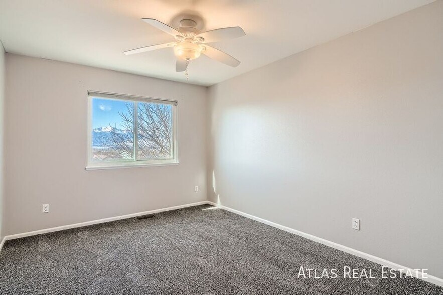 Building Photo - 6870 Big Timber Dr