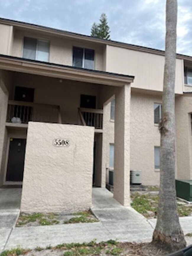 Building Photo - 5508 Pokeweed Ct