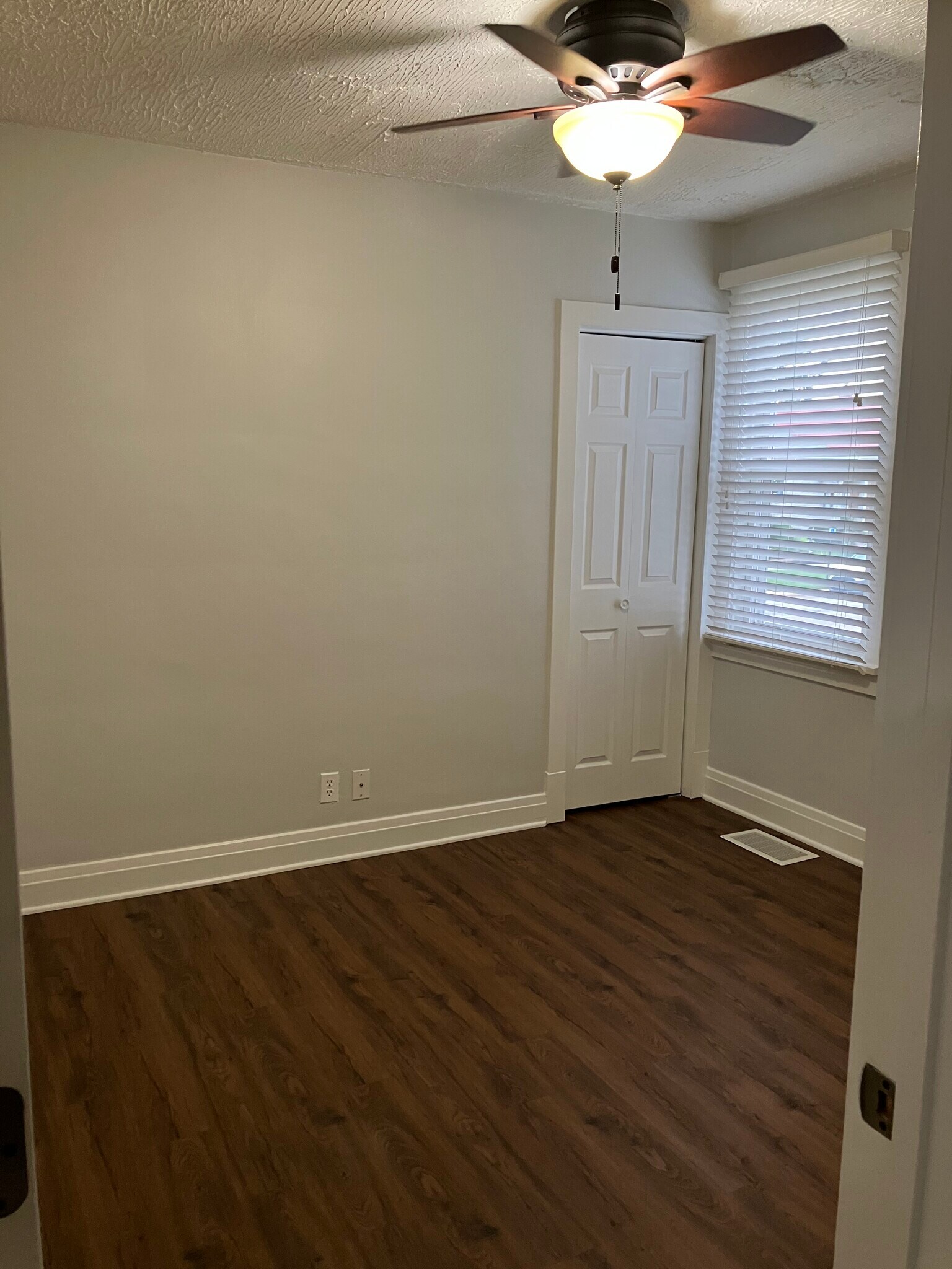 Bedroom #1 - 5027 S Latrobe Ave