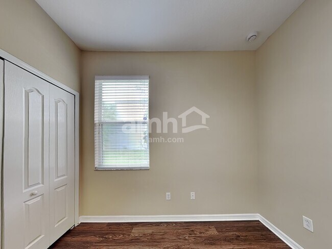 Building Photo - 1942 Beardsley Dr