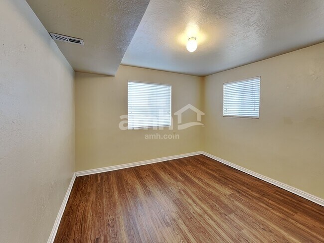 Building Photo - 4296 S 6180 W