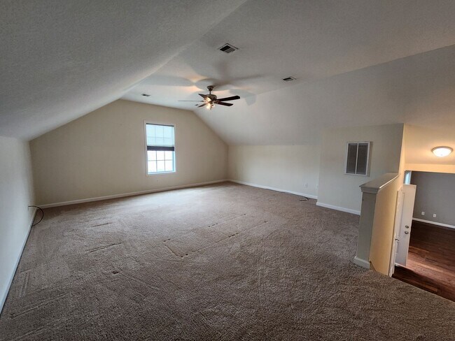 Building Photo - Welcome Home!