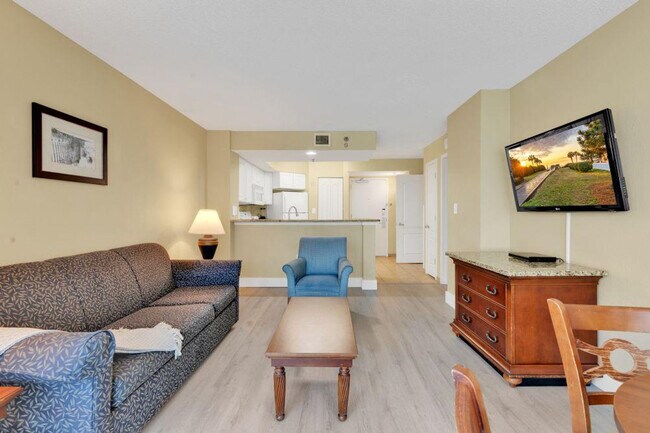 Building Photo - 2504 N Ocean Blvd
