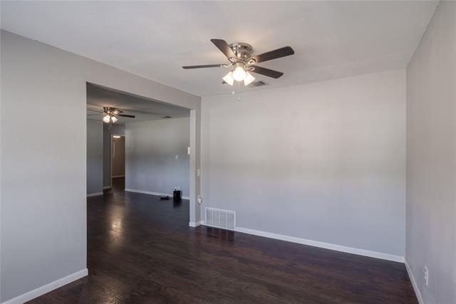 Building Photo - 611 Crestview Dr