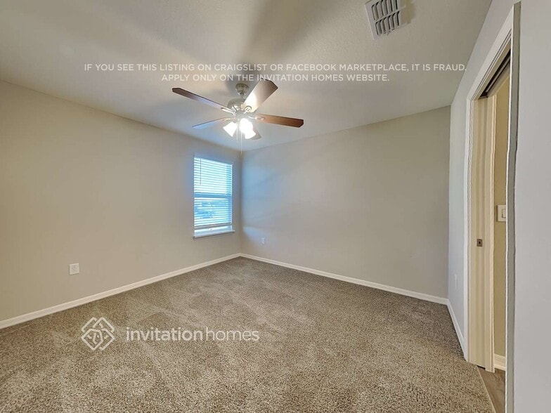 Building Photo - 146 St Thomas Dr