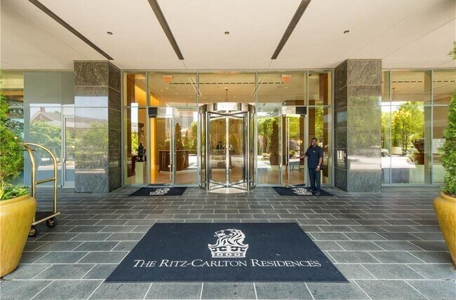 Building Photo - 3630 Peachtree St NE