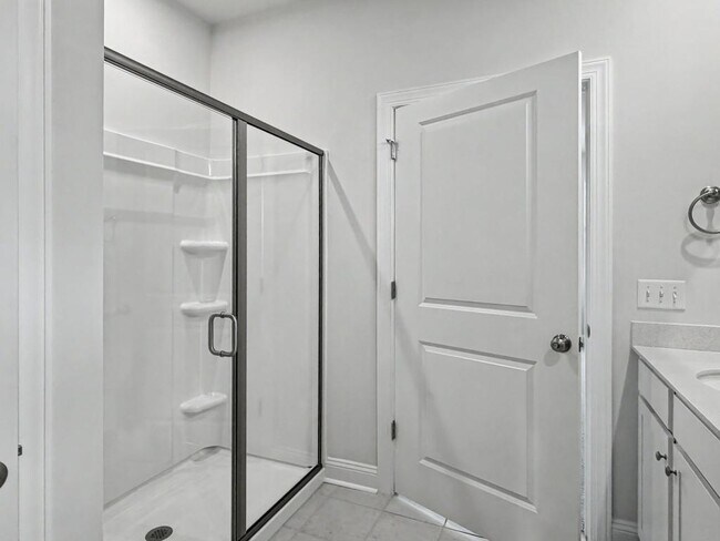 Building Photo - 7461 Linda Vis Ln