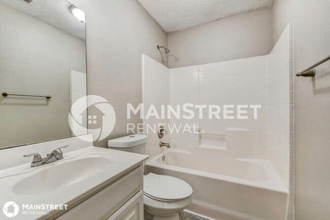 Building Photo - 224 Meriweather Ln, Calera, AL 35040