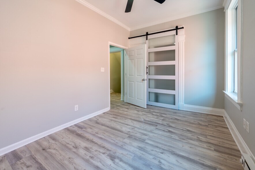 bedroom 1 - 304 Warner St