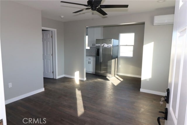 Building Photo - 295 E Lerdo Hwy