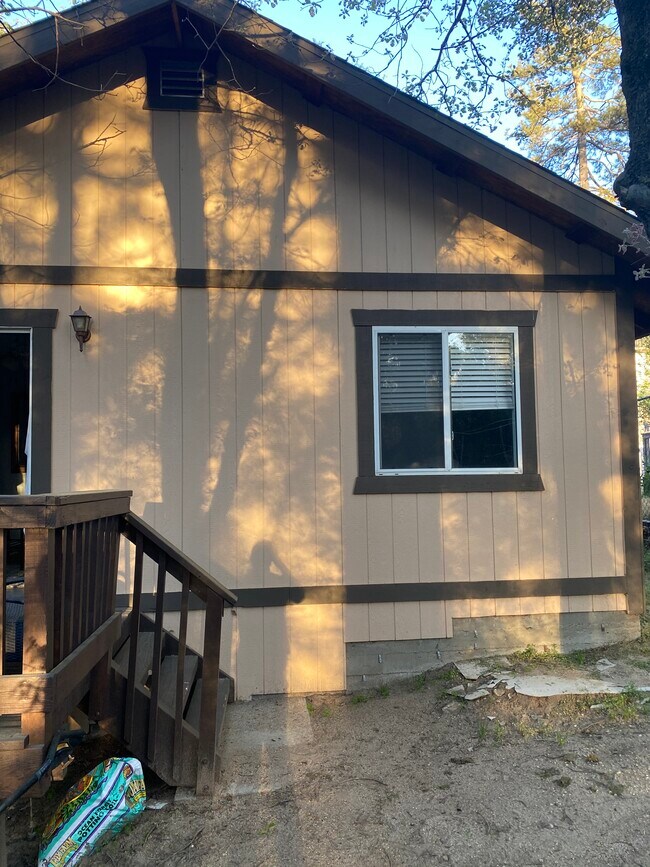 Building Photo - 309 Forest Cir