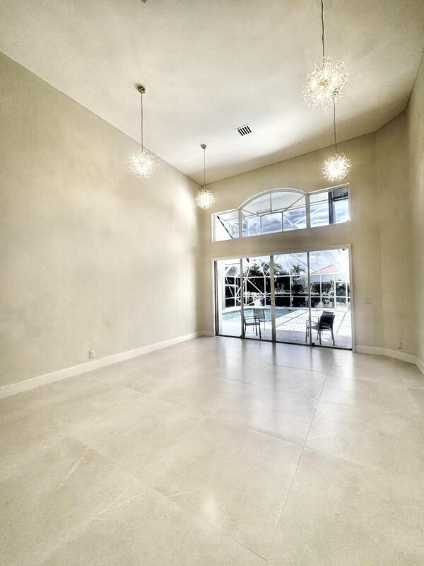 Building Photo - 7686 La Corniche Cir