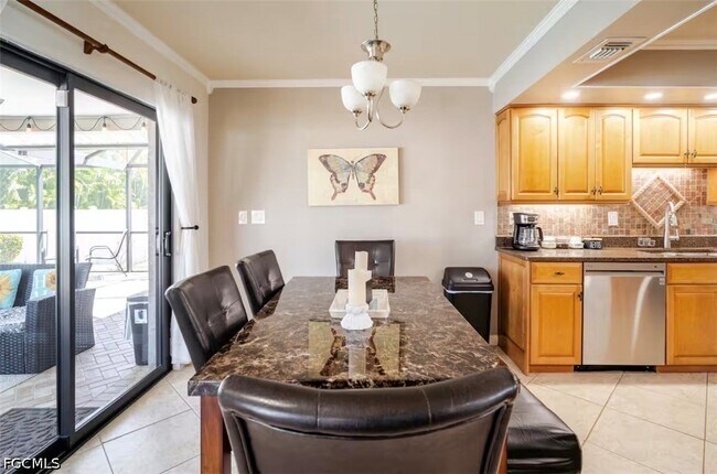 Building Photo - 203 SE 43rd Terrace