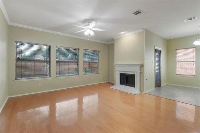 Building Photo - 701 Bella Vista Dr