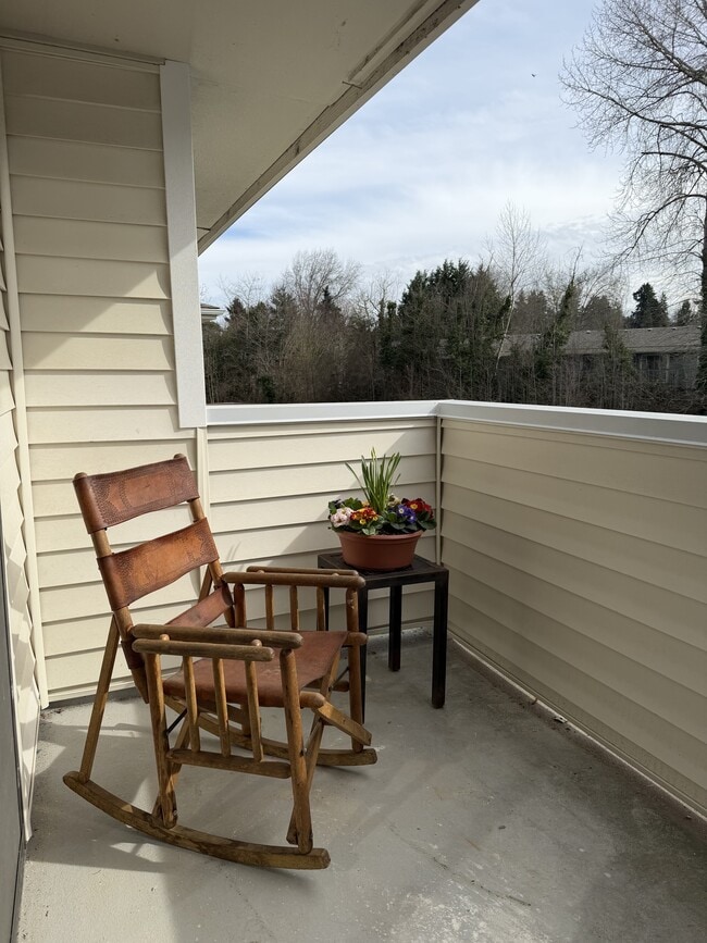 Building Photo - 11044 SW Greenburg Rd