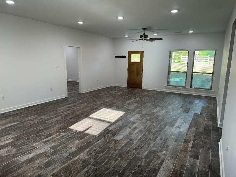 Building Photo - 118 Union Rd