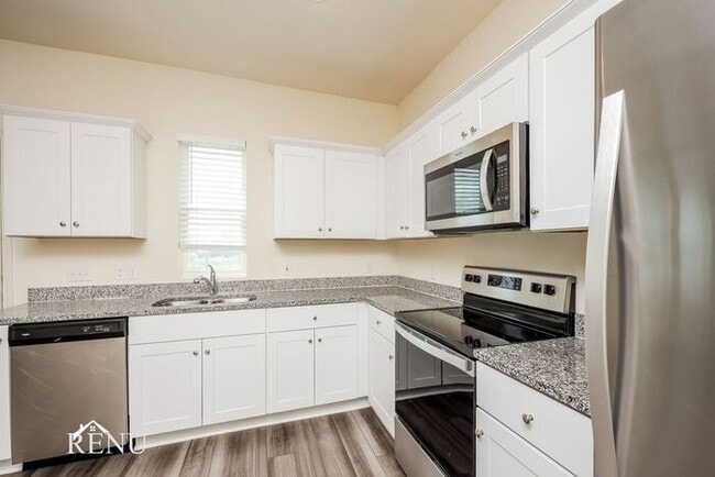 Building Photo - 6602 Charleston Dr