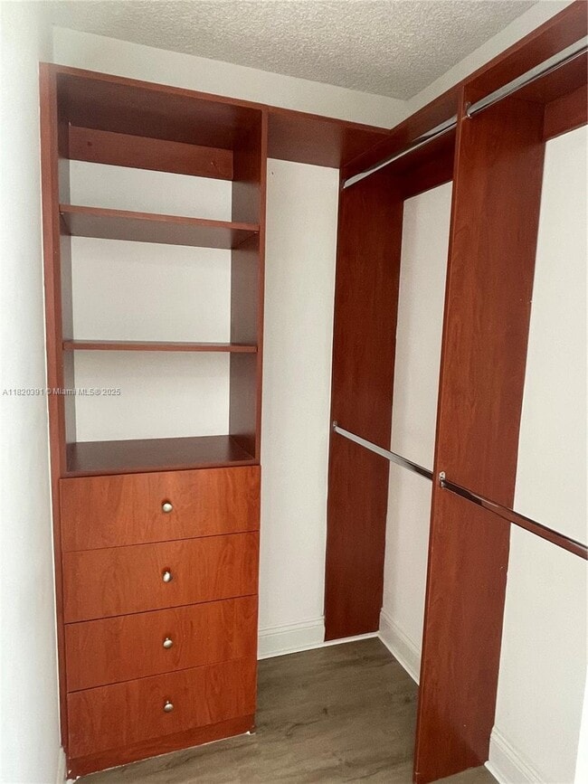 Building Photo - 1599 Springside Dr
