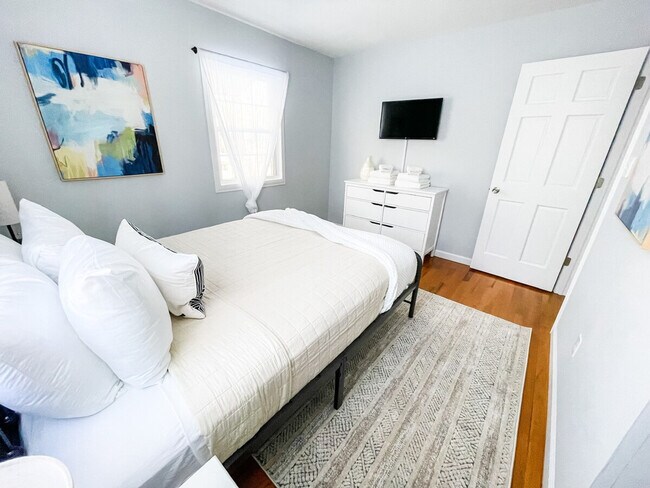 Building Photo - 57 Curt Blvd